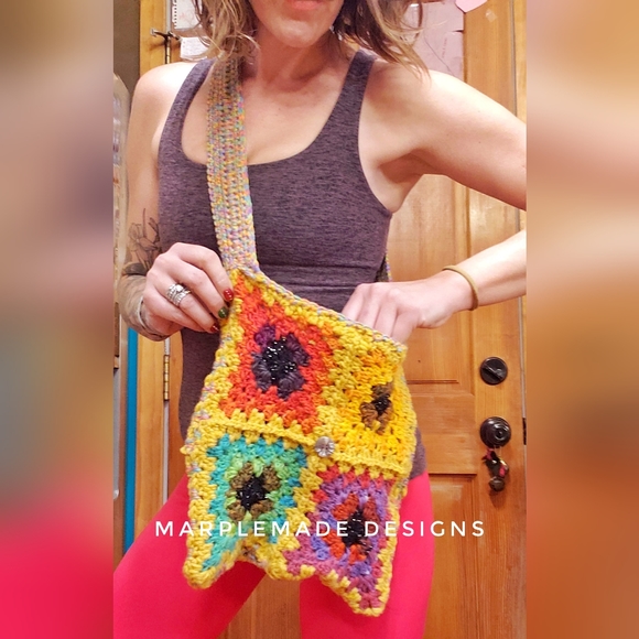 NWT 💜LINED crossbody granny square💜MarpleMade Designs 💜 acrylic LINED/ - Picture 6 of 12